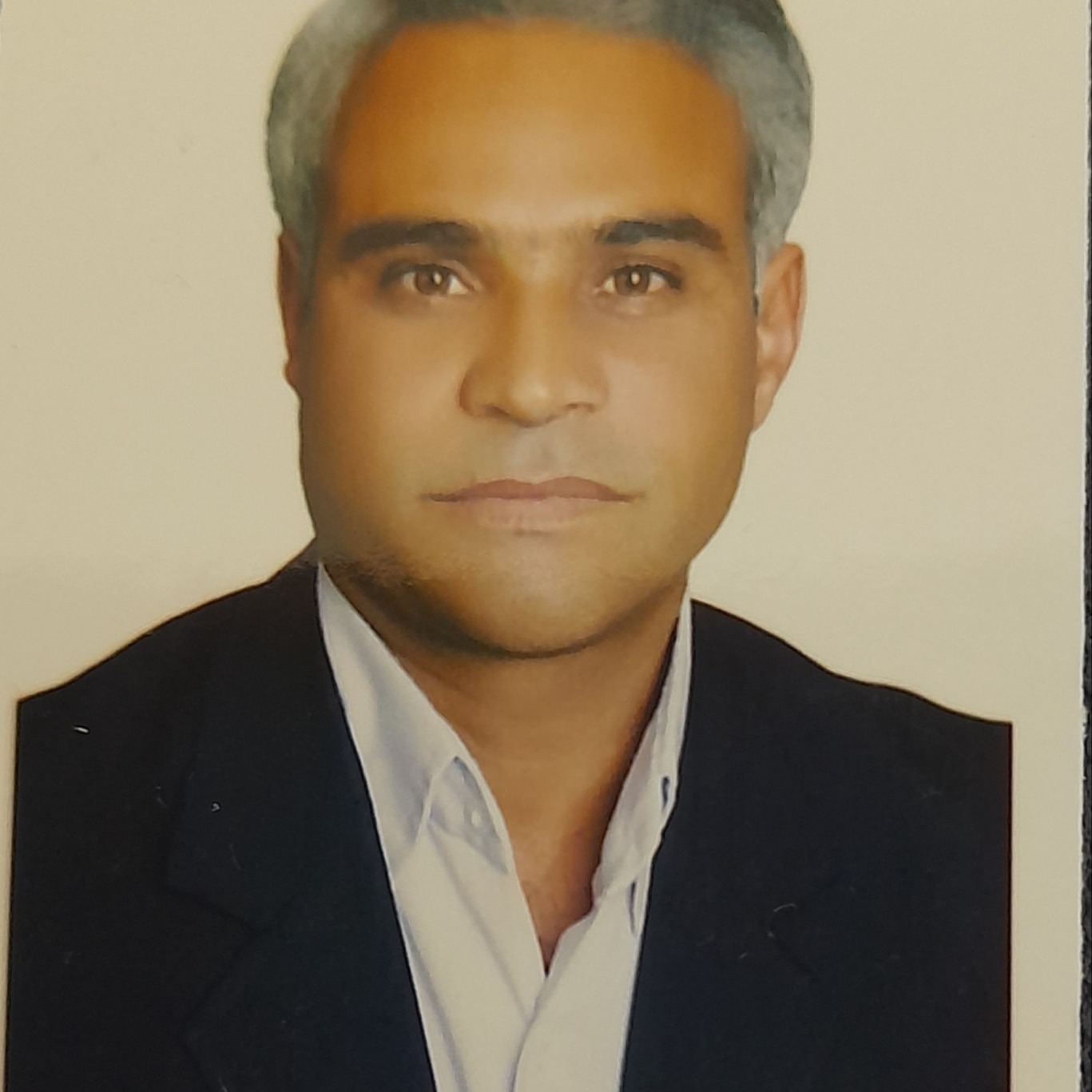 احمد غلامیان